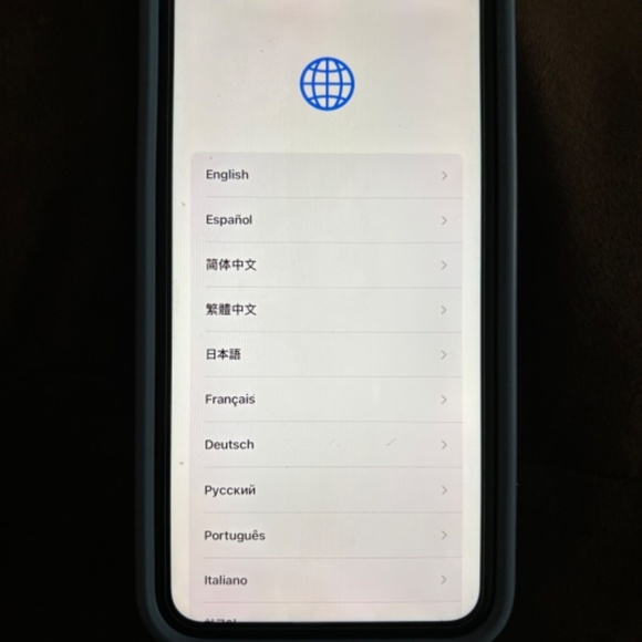 Apple iPhone 11 in perfect condition - Picture 6 of 9